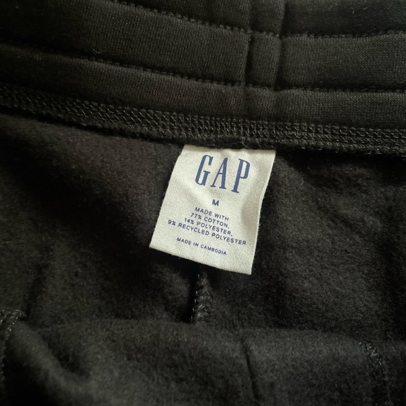 Men’s gap black jogging shorts - Picture 2 of 4